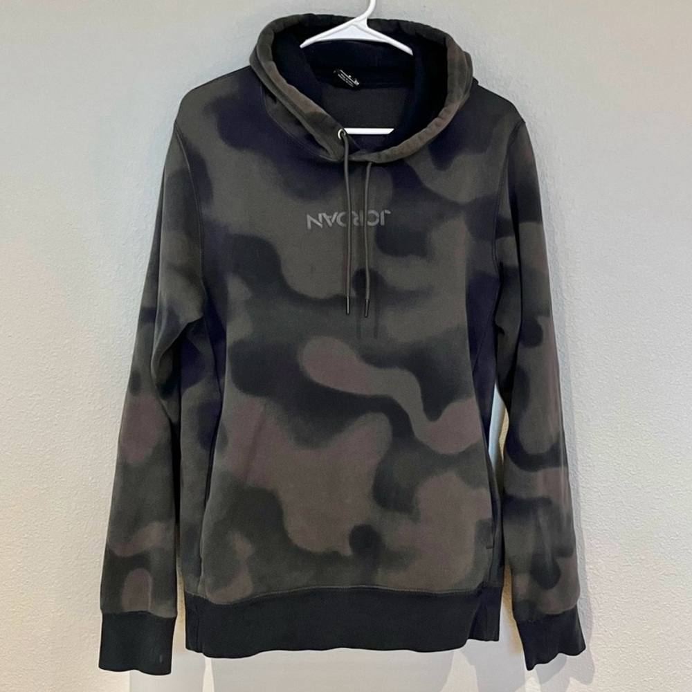 Mens Small Nike Jordon Hoodie, black gray camo tan  sweatshirt